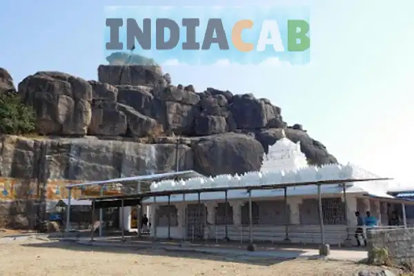 Mumbai to Indore taxi